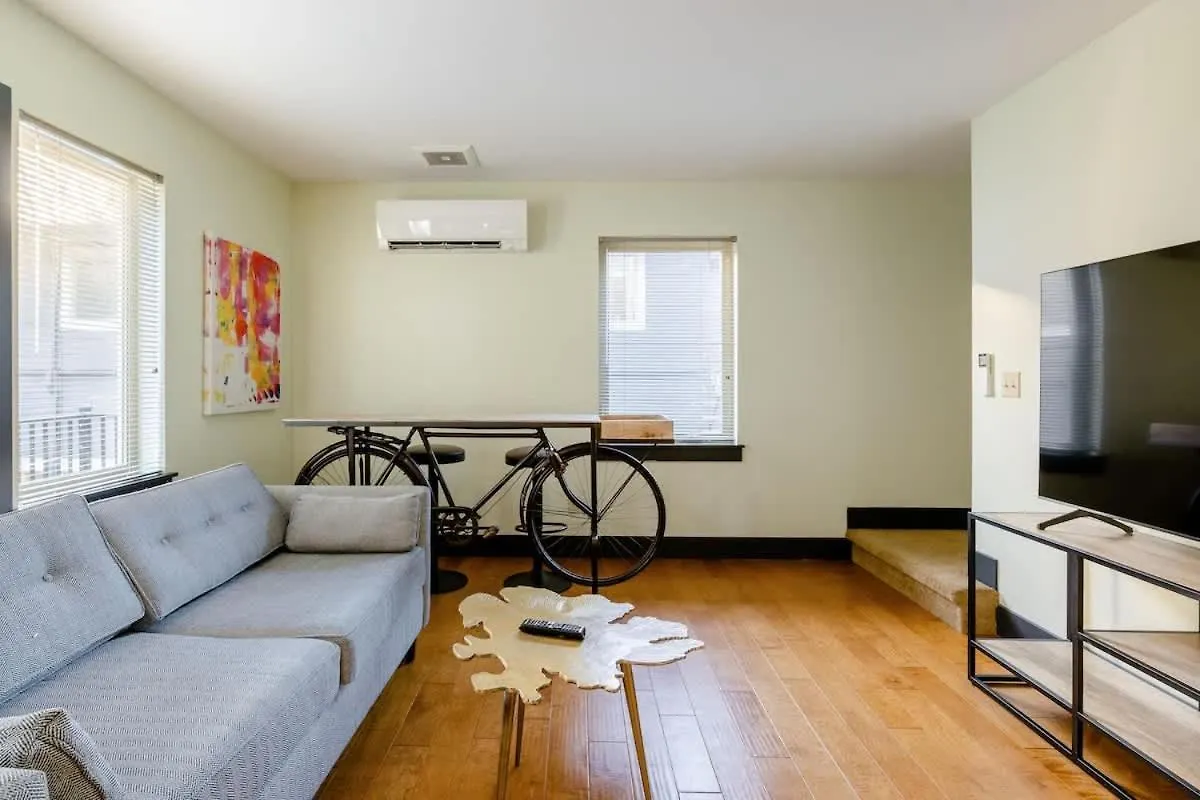 Stay Portland - Color Splash Apartment In The Heart Of Portland