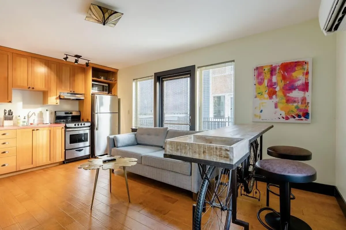 Stay Portland - Color Splash Apartment In The Heart Of Portland 0*,  United States